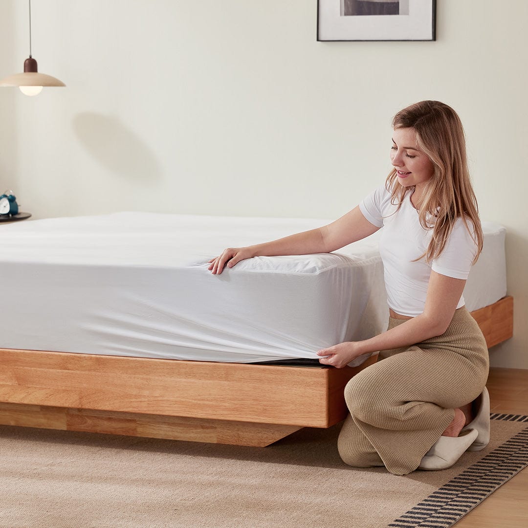 Newentor Waterproof Mattress Protector